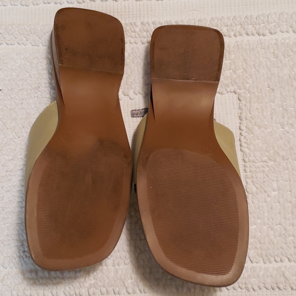 CC HUGHES SLIP ON SANDALS - Picture 5 of 8